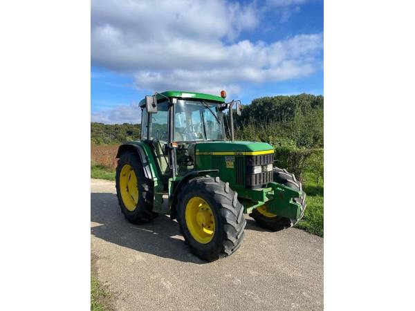 Трактор John Deere 6210 SE (1999)