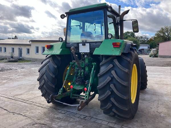 Трактор John Deere 4955 (1993)