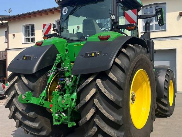 Трактор John Deere 8R 410 (2023)