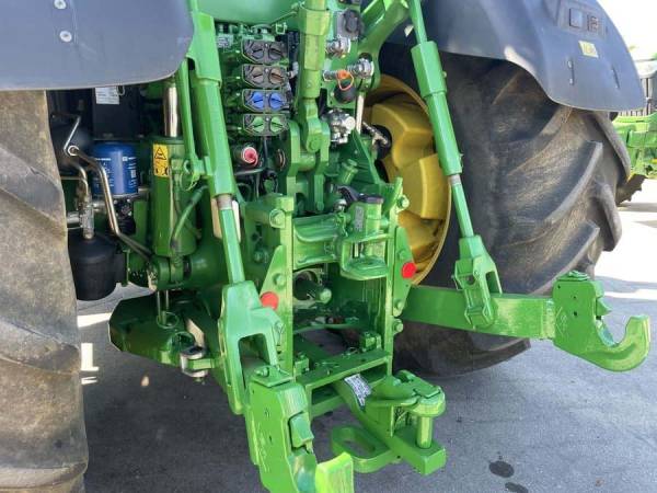 Трактор John Deere 8320R (2019)
