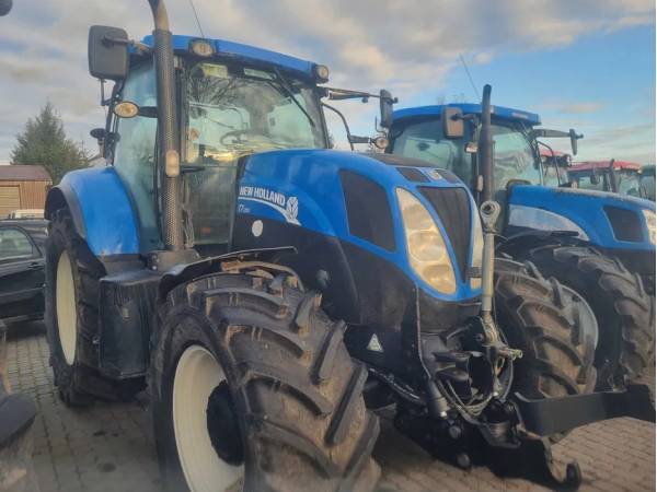 Трактор New Holland T7.200 (2013)