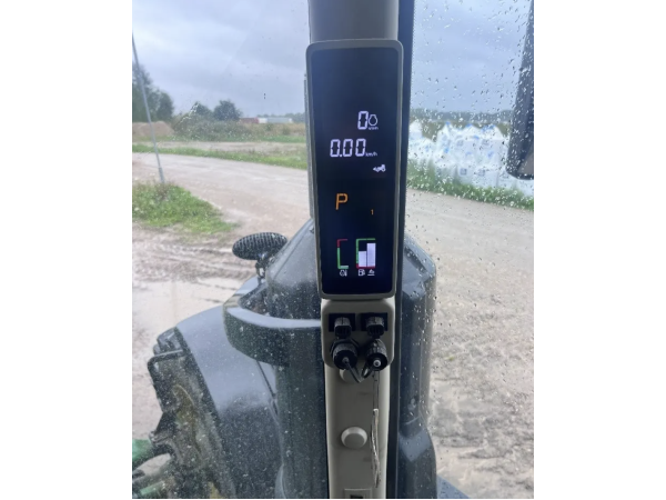 Трактор John Deere 8320R (2018)