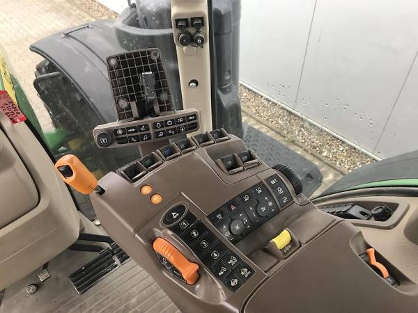 Трактор  John Deere 8400R (2017)
