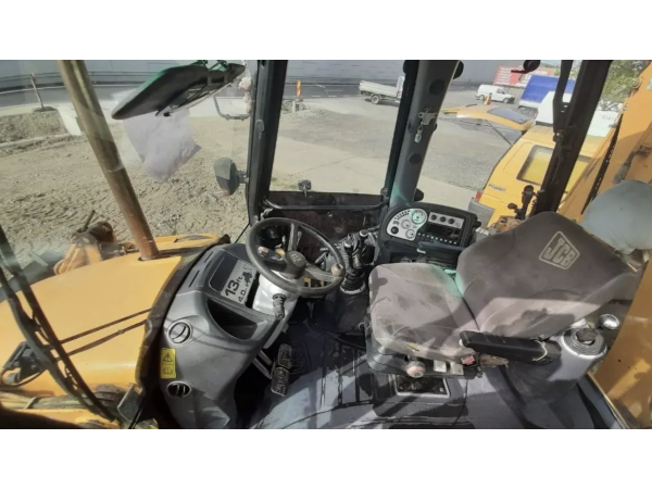 Экскаватор-погрузчик JCB 3CX (2007)