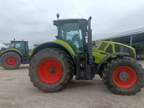 Трактор Claas Axion 950 (2013)