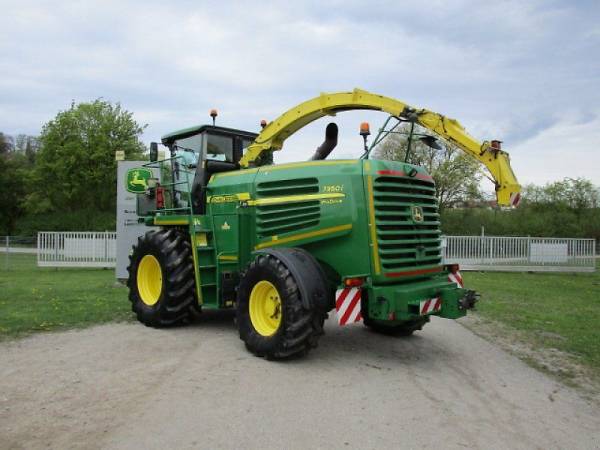 Кормоуборочный комбайн John Deere 7350i (2008)