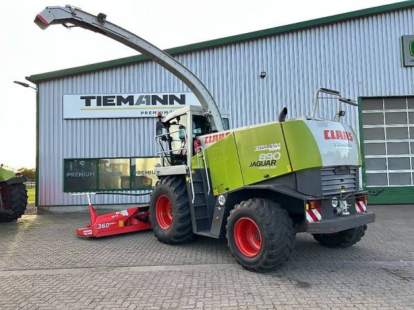 Кормоуборочный комбайн Claas Jaguar 890 (2012)