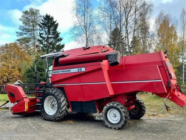 Комбайн Massey Ferguson 25 (1997)