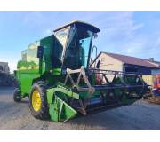 Комбайн John Deere 1055