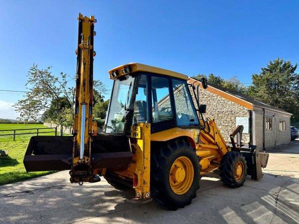 Экскаватор-погрузчик JCB 3CX (1998)
