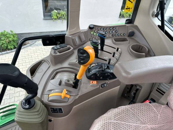 Трактор John Deere 6140M (2020)