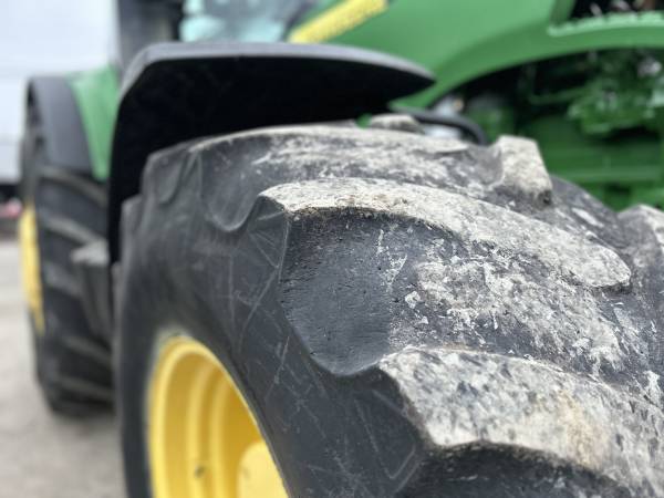 Трактор  John Deere 8420 (2005)