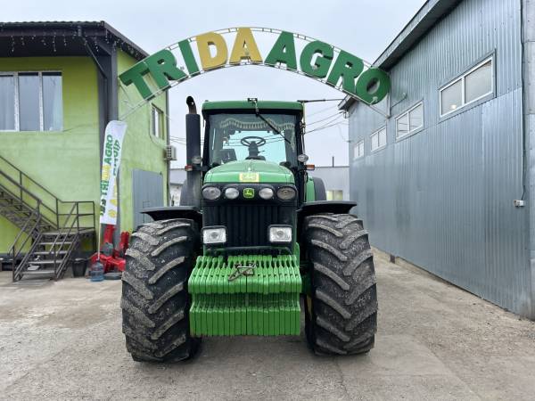 Трактор  John Deere 8420 (2005)