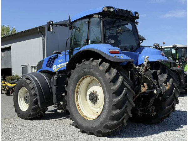 Трактор New Holland T8.390 (2015)