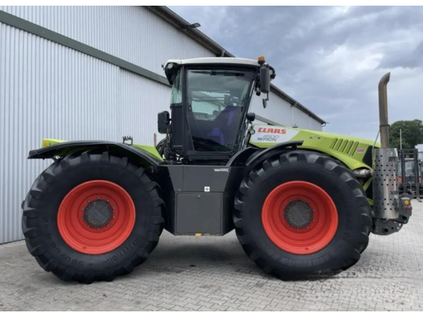 Трактор Claas Xerion 4500 (2010)