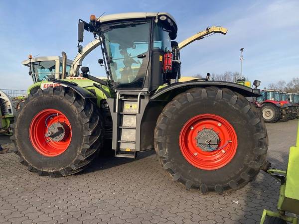 Трактор Claas Xerion 3800 (2010)