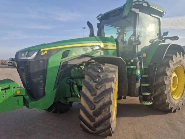 Трактор John Deere 8R410 (2021)