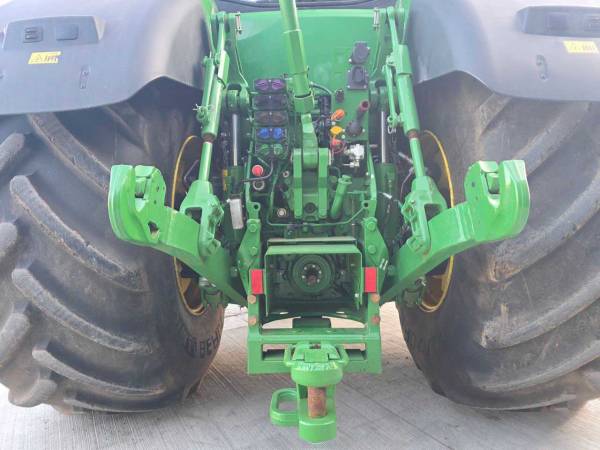 Трактор John Deere 8400R (2022)