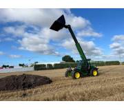 Телескопічний навантажувач John Deere 3400