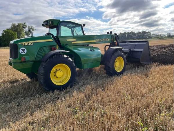 Телескопічний навантажувач John Deere 3400 (2001)