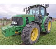 Трактор John Deere 6630