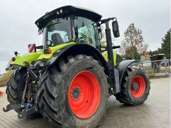 Трактор Claas Axion 850 (2022)