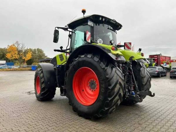 Трактор Claas Axion 850 (2022)