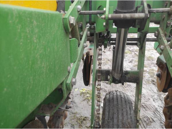 Сівалка John Deere 7000 