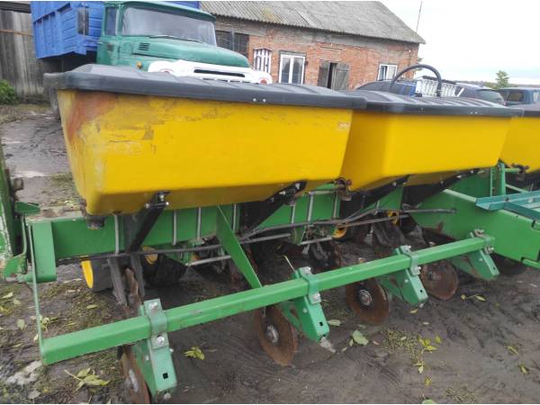 Сівалка John Deere 7000 