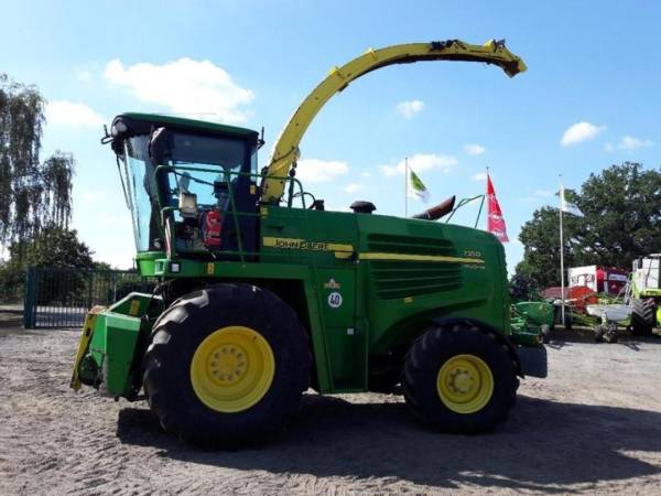 Кормозбиральний комбайн John Deere 7350 (2009)