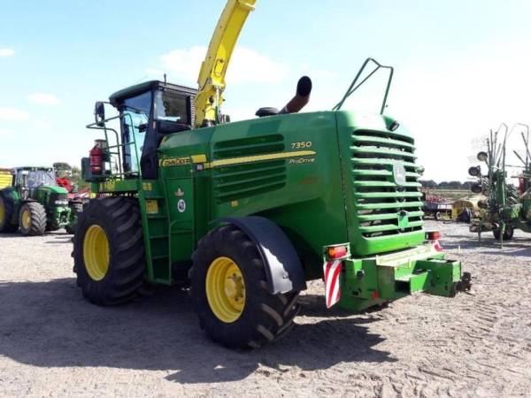 Кормозбиральний комбайн John Deere 7350 (2009)