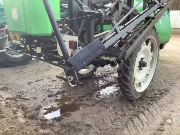 Обприскувач Tecnoma laser 3000L (2013)