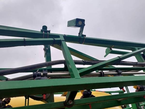 Причіпний обприскувач John Deere 740i (2013)