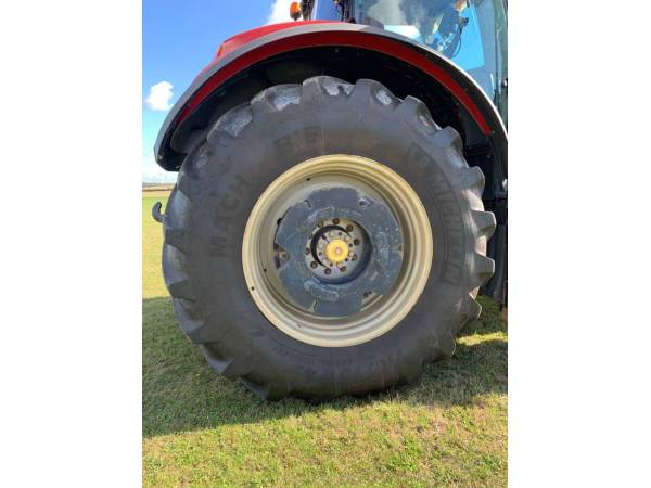 Трактор Case IH OPTUM 300 CVX (2022)