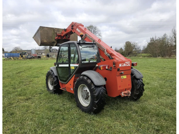 Навантажувач Manitou MLT 630 (2004)