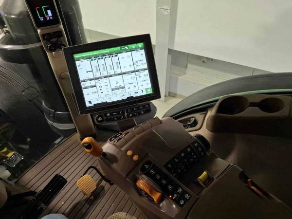 Трактор John Deere 8400R (2018)