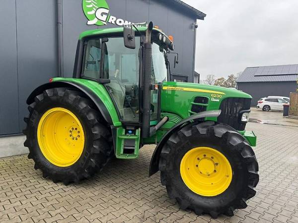 Трактор John Deere 6230 (2009)