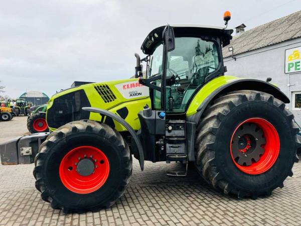 Трактор Claas Axion 850 (2016)