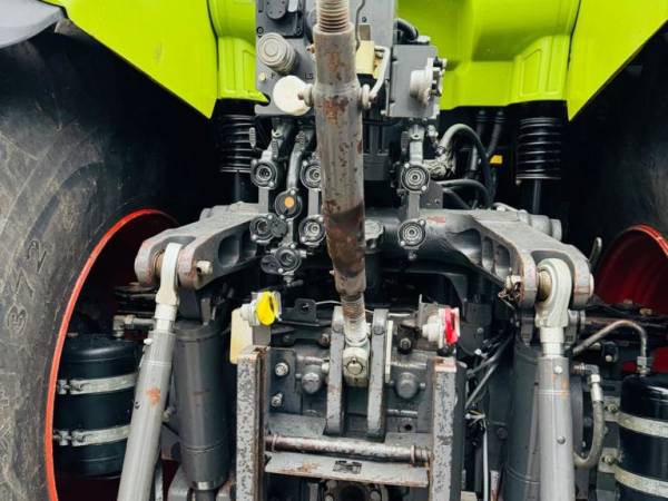 Трактор Claas Axion 850 (2016)