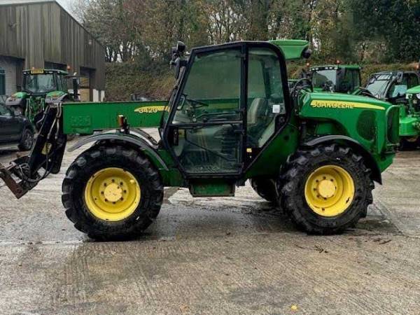 Телескопічний навантажувач John Deere 3420 (2006)