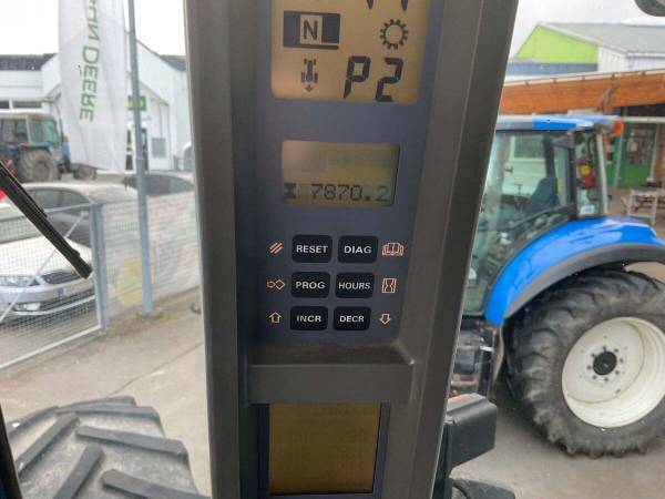 Трактор New Holland TG 285 (2004)