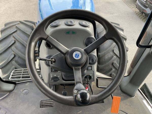 Трактор New Holland TG 285 (2004)