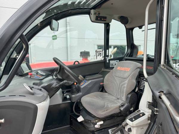 Навантажувач Manitou MLT 741-140V+ (2017)
