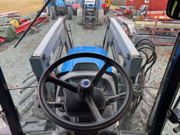 Трактор New Holland TS 135A (2007)