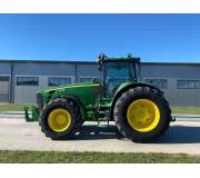Трактор John Deere 8430