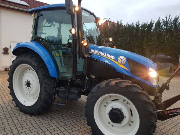 Трактор New Holland T4.105 (2015)