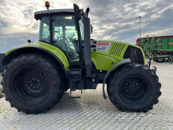 Трактор Claas Axion 810 (2010)