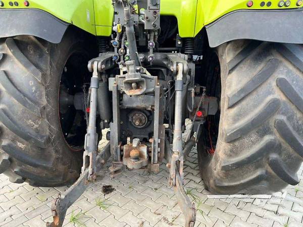 Трактор Claas Axion 810 (2010)