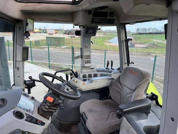 Трактор Claas Axion 810 (2010)