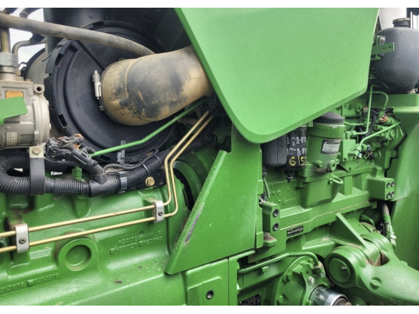 Трактор John Deere 8320R (2011)